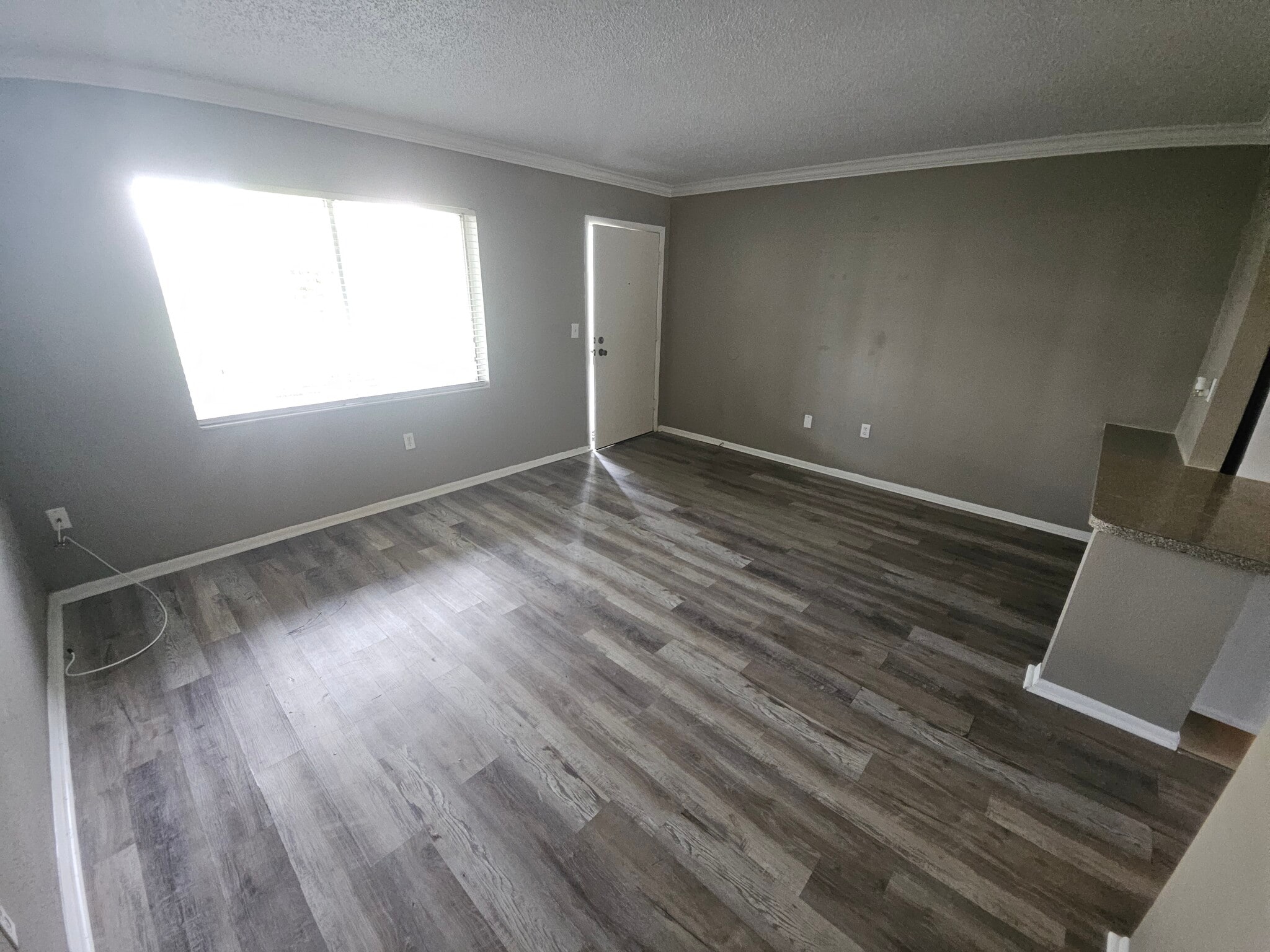 Building Photo - 131 Water Front Way