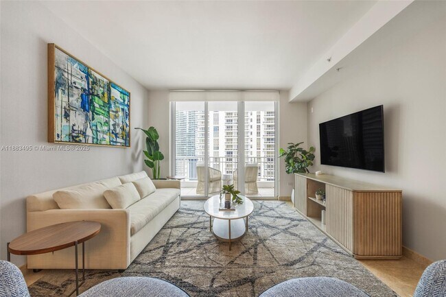 Building Photo - 801 Brickell Key Blvd