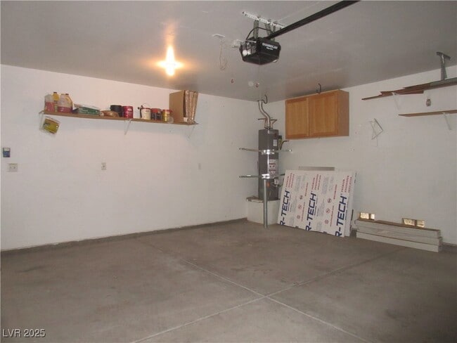 Building Photo - 1009 Harp Way