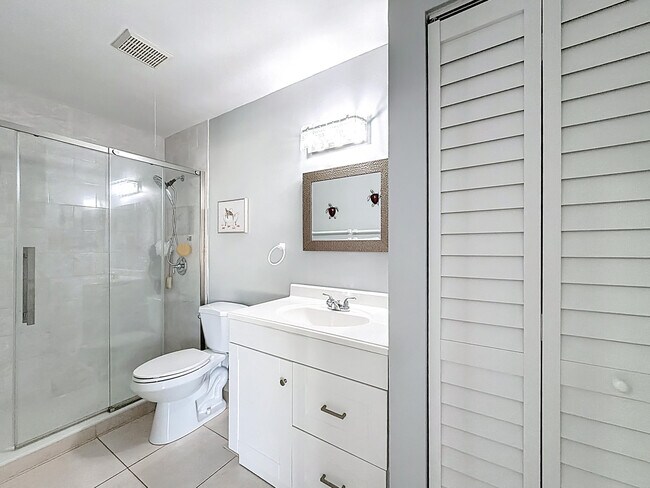 Building Photo - 3586 La Playas Ct