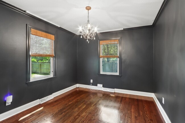 Building Photo - 8125 Lamar Ave