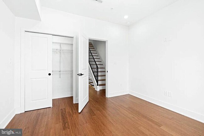 Building Photo - 2602 Earp St