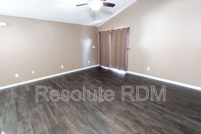 Building Photo - 9130 Allegro Dr
