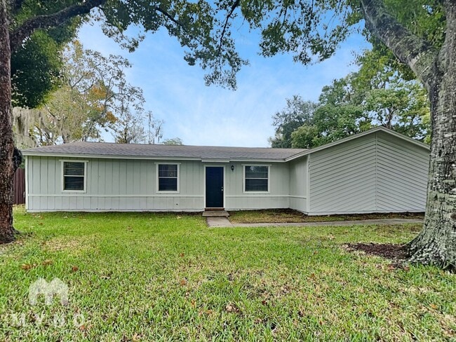 Building Photo - 10731 Appaloosa Dr