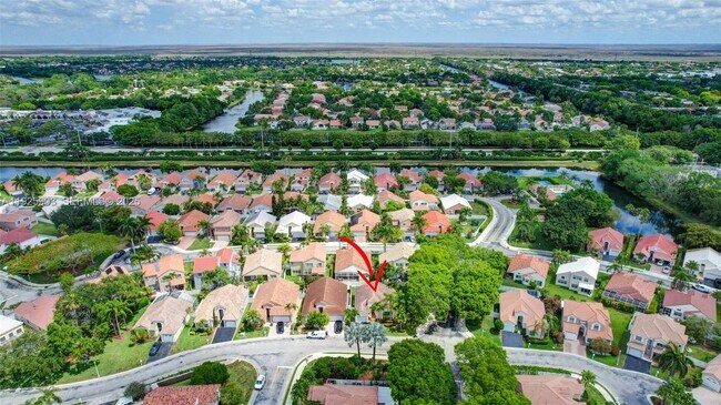 Building Photo - 396 Bedford Ave