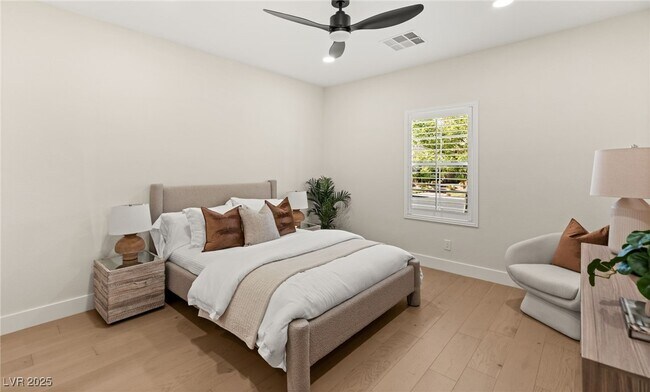 Building Photo - 12024 Whitehills St