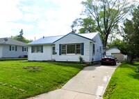Building Photo - 3 bedroom, 2 bath home in Waterloo