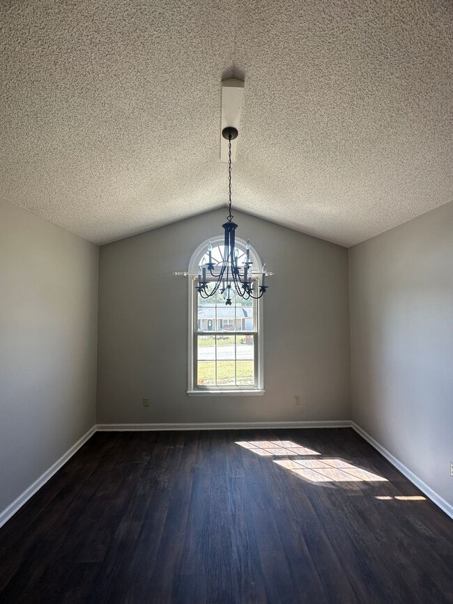 Building Photo - Valley Stream Subdivision!!