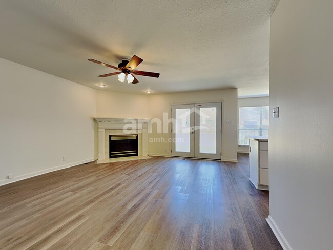 Building Photo - 9406 Hoyle Beals Dr