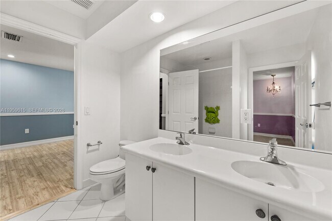 Building Photo - 3110 NE 210th Terrace