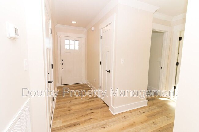 Building Photo - 65 Morning Mist Dr