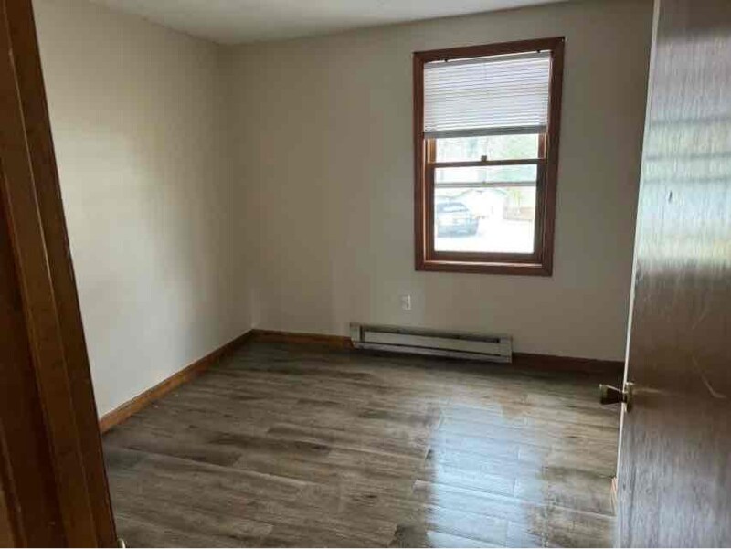 Building Photo - 14 Logan Rd