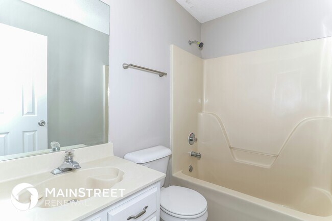 Building Photo - 4072 Angelace Dr N
