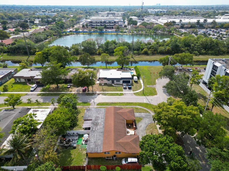 Building Photo - 7560 NW 16th St