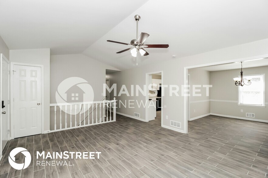 Building Photo - 23 Fairfield Dr SW