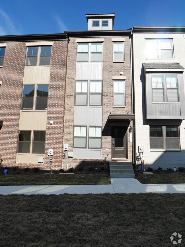 Building Photo - NEW BUILD! Four Bedroom Townhome- Prime Lo...