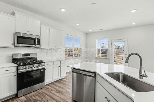 Building Photo - 1706 Heron Ct