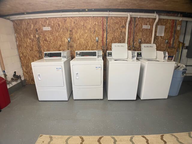 Building Photo - Remodeled Duplex unit in Metamora