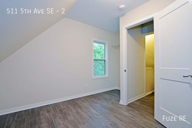 Building Photo - 511 5th Ave SE