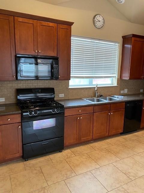 Building Photo - 1601 Miriam Ave