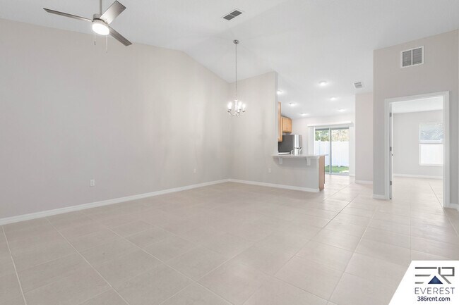 Building Photo - 11 Serenity Pl