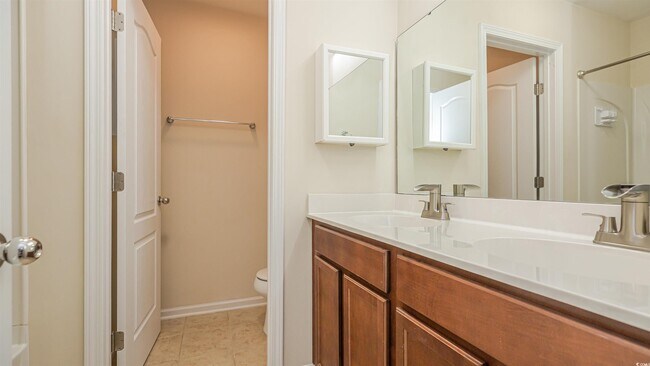 Primary Photo - 1845 Culbertson Ave