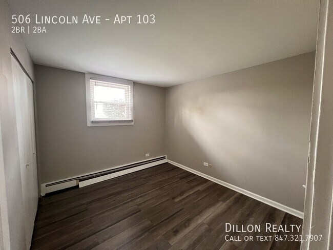 Building Photo - 506 Lincoln Ave