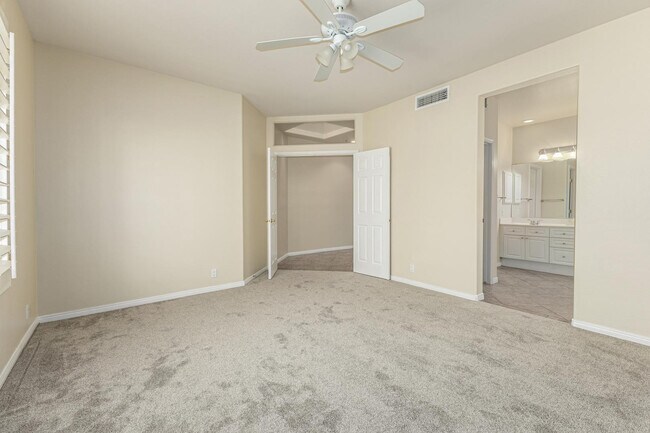 Building Photo - 6962 E Hibiscus Way