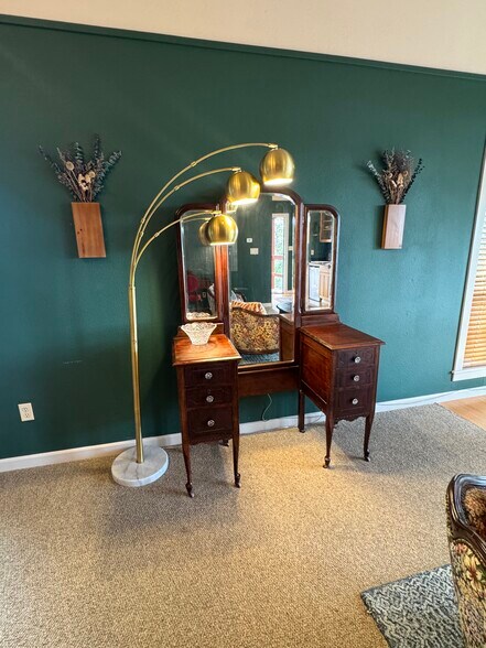 Bedroom Vanity - 1825 Phantom Rider Trl
