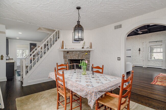 Building Photo - 58 Woodchuck Ln