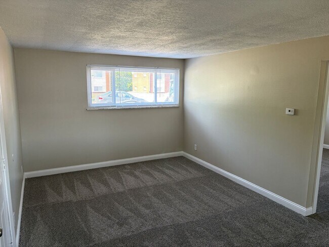 Building Photo - 4806 Northcrest Dr