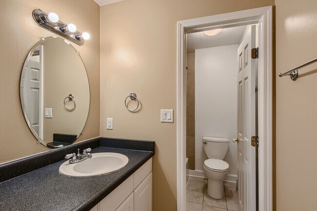 Building Photo - 705 E Drake Road Q21, Fort Collins, CO 80525