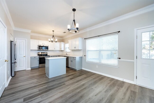 Building Photo - 4811 Sunburst Ln