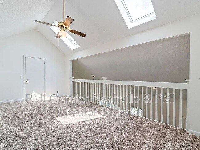 Building Photo - 717 Barlin Ct