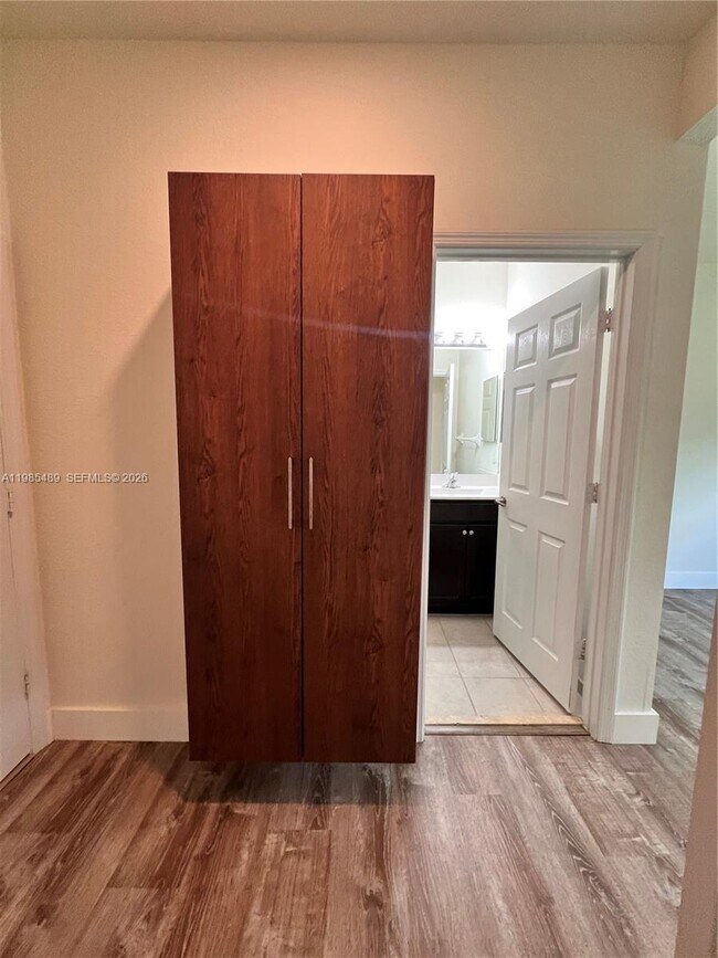 Building Photo - 24836 SW 118th Ave