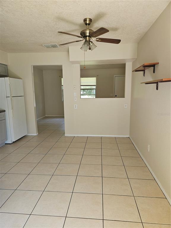 Building Photo - 7951 W Fern Pl