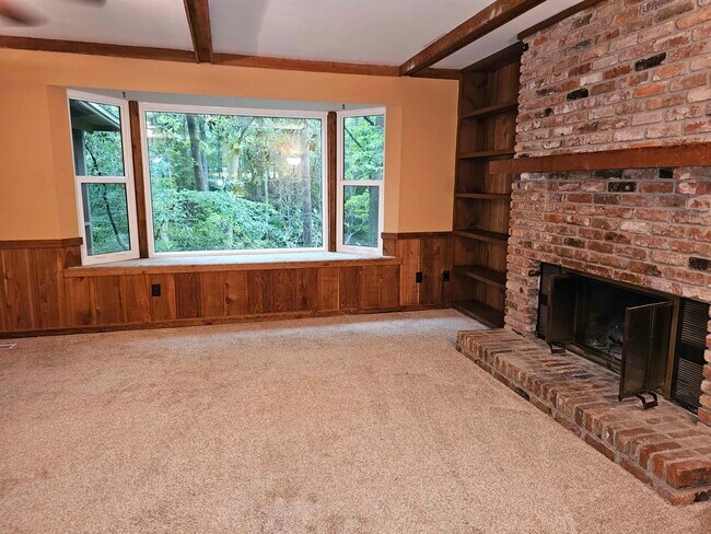 Building Photo - 3624 Barbary Dr