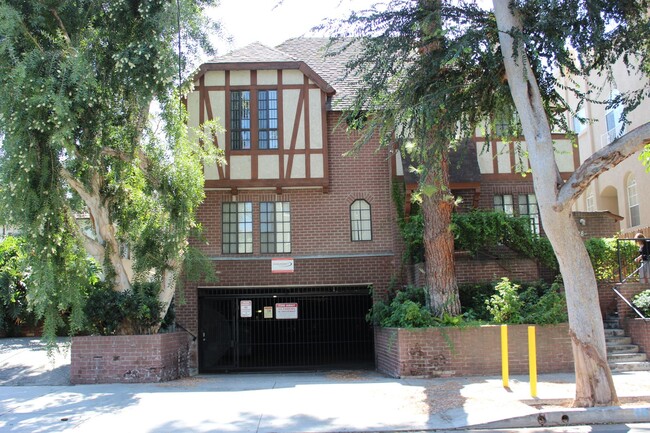 Building Photo - 14228 Dickens St