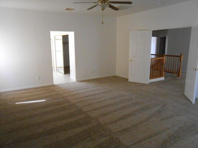 Building Photo - Beautiful 4 Bedroom Home in Summerlin