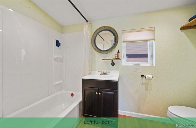 Building Photo - Fully Furnished Loft with washer/dryer and storage shed