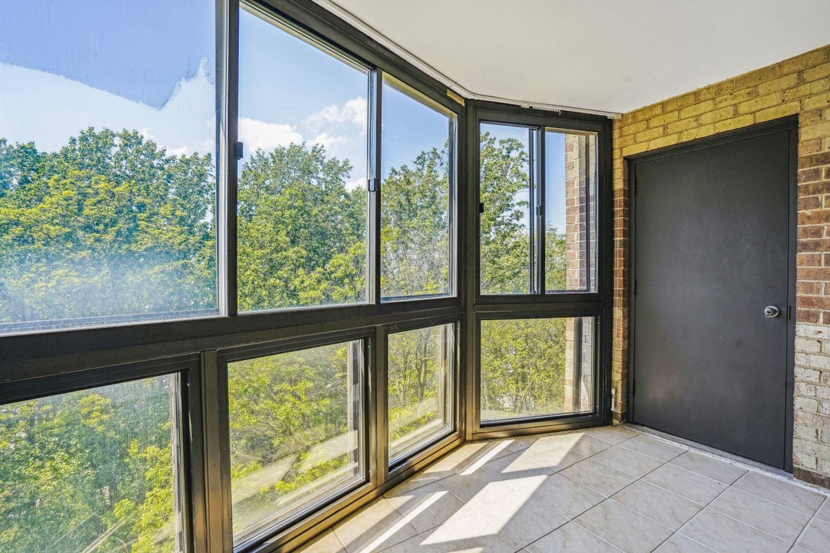 Building Photo - 8370 Greensboro Dr