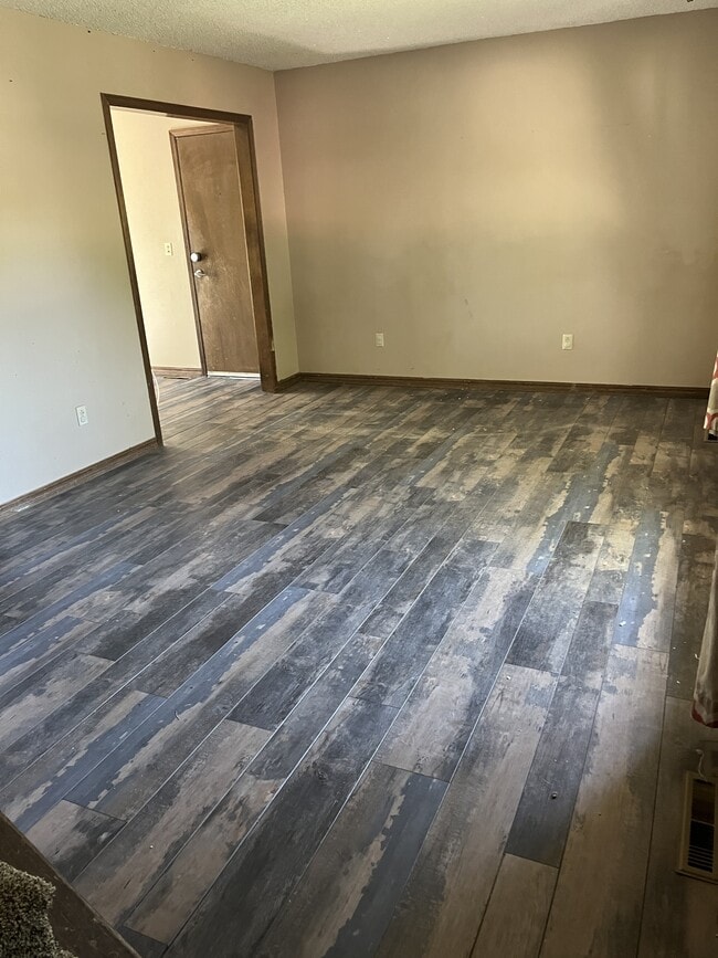 Building Photo - 203 Ranger Ave