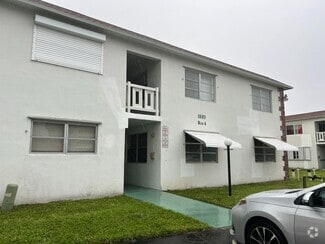Building Photo - 1521 NW 43rd Ave