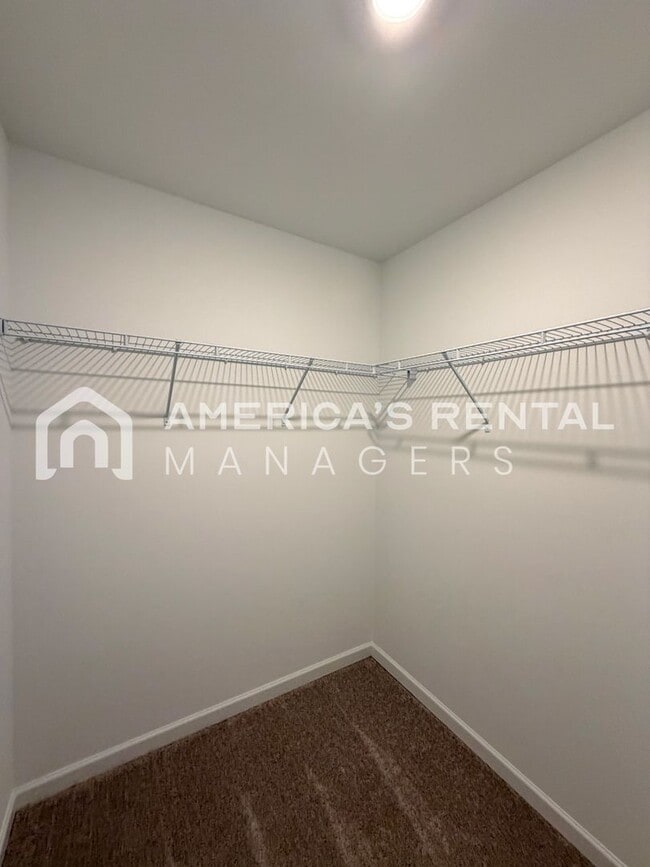 Building Photo - MOVE IN SPECIAL!! New Construction Townhome on Driftwood Lane for Rent! Sign a 13-month lease by ...