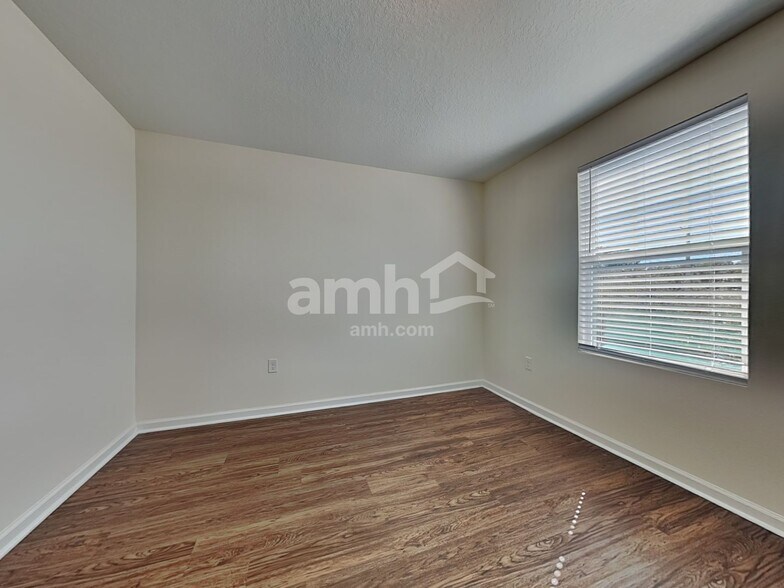 Building Photo - 8716 Layalie Way