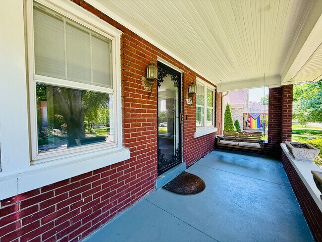 Building Photo - 3101 Teal Ave