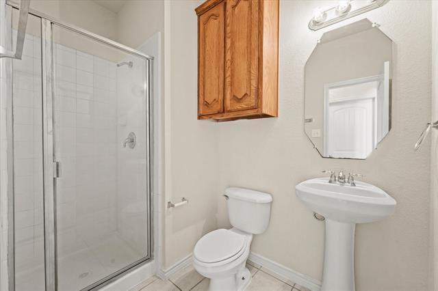 Building Photo - 8204 Hitching Tr
