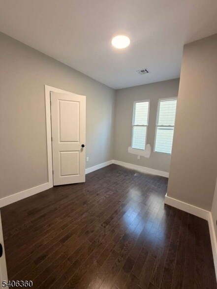 Building Photo - 69 Brookdale Ave