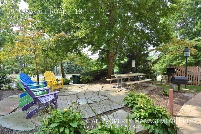 Building Photo - 5911 Edsall Rd