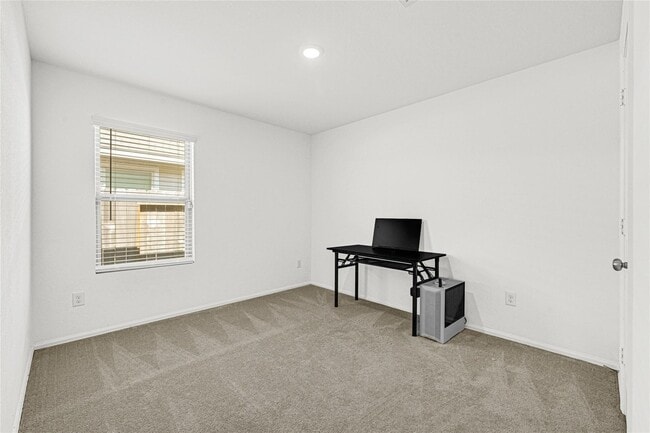 Building Photo - 13765 Kit Run